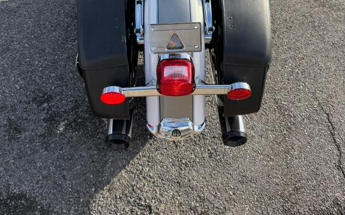 2009 Harley-Davidson® Road King® Classic Two-Tone White Gold Pearl/Pewter Pearl