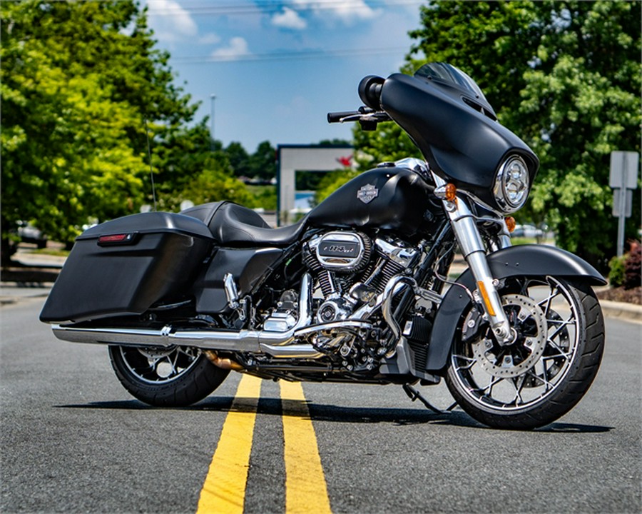 2022 Harley-Davidson Street Glide Special