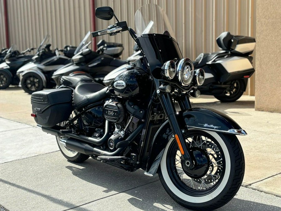 2023 Harley-Davidson FLHCS - Heritage Classic