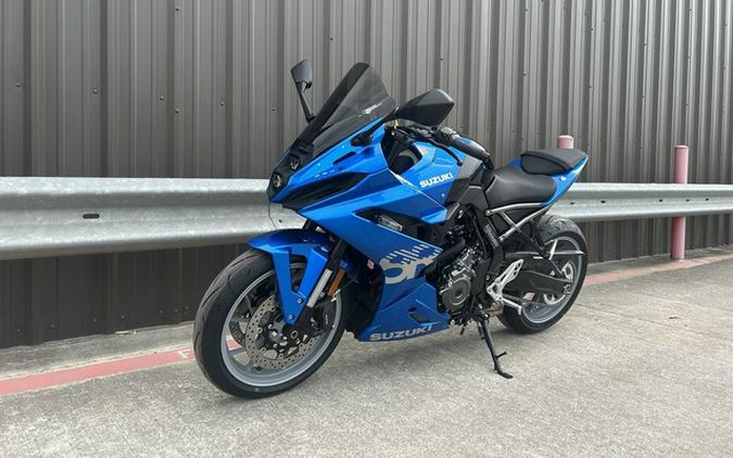 2025 Suzuki GSX-8R 8R