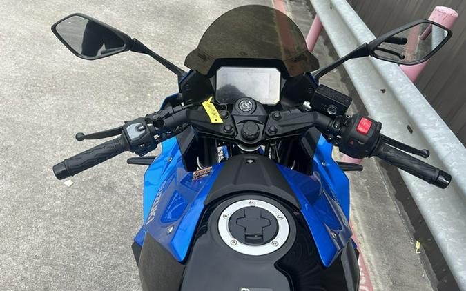 2025 Suzuki GSX-8R 8R