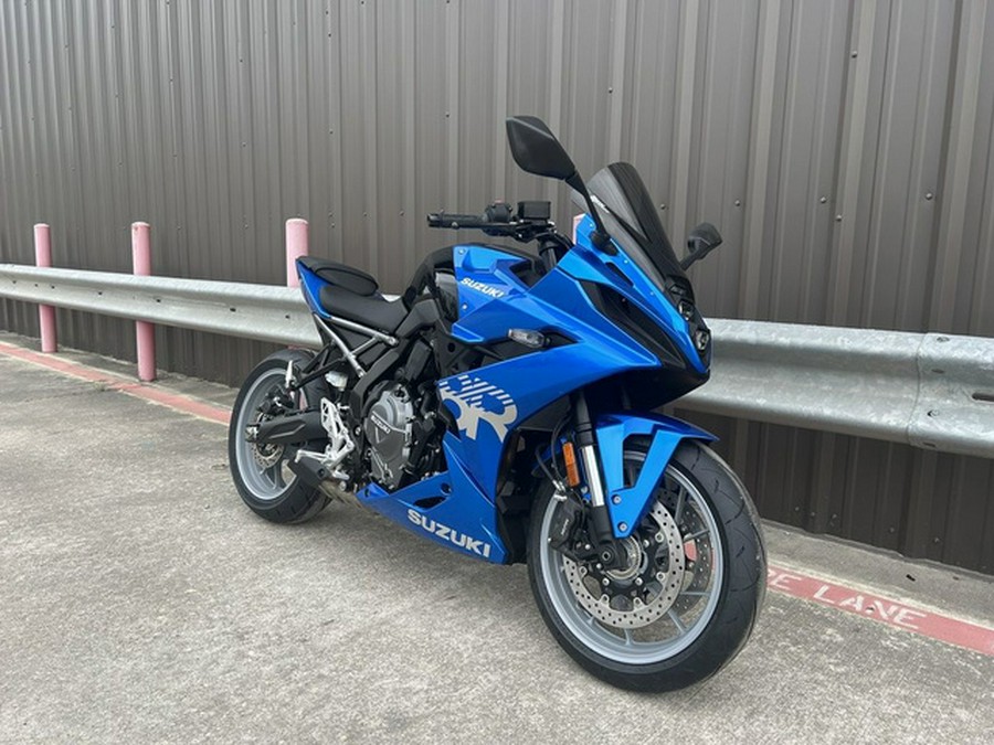 2025 Suzuki GSX-8R 8R