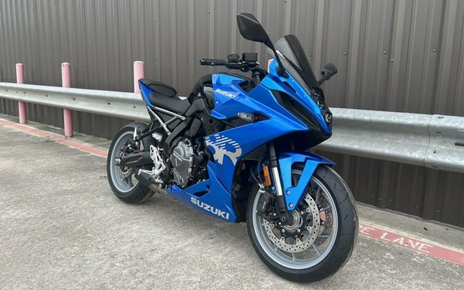 2025 Suzuki GSX-8R 8R