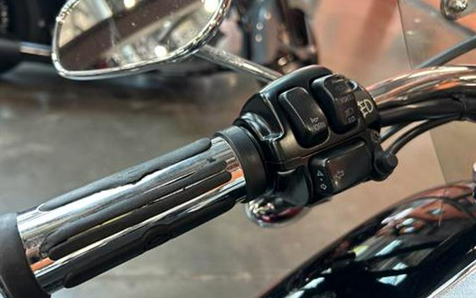 2005 Harley-Davidson FLSTSC/FLSTSCI Softail® Springer® Classic