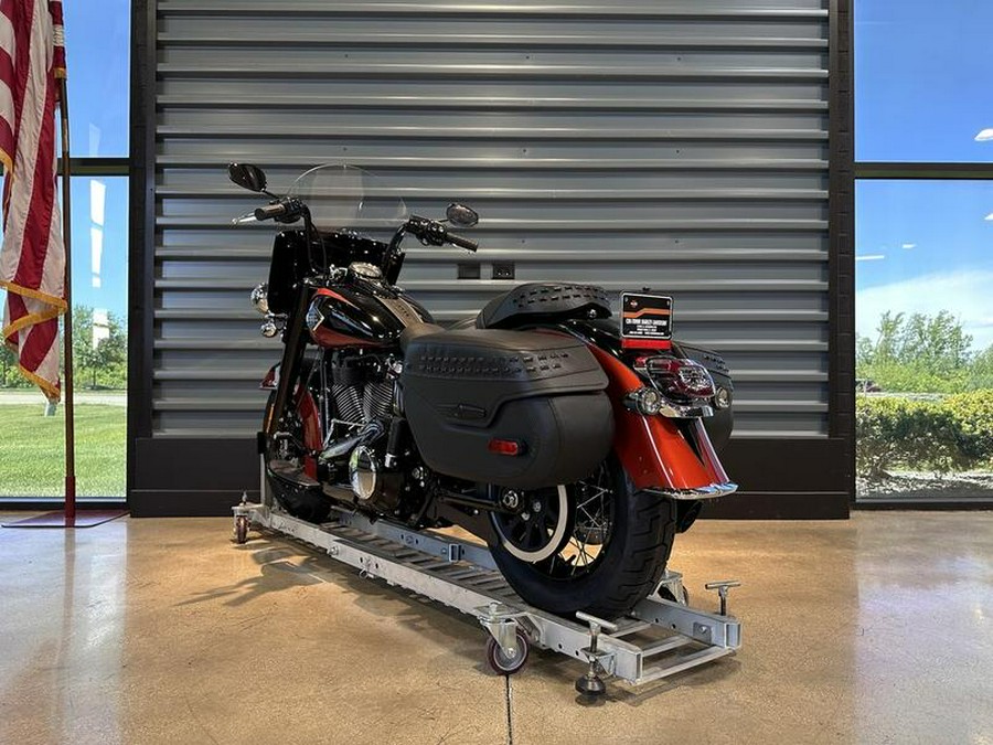 2025 Harley-Davidson® FLHC - Heritage Classic