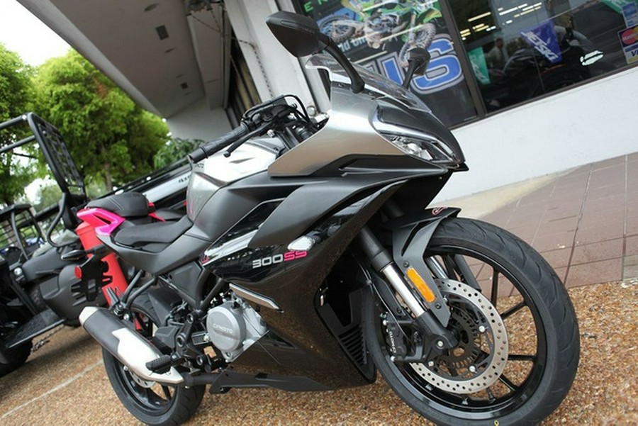 2025 CFMOTO 300SS