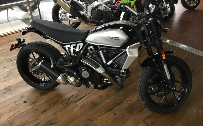 2023 Ducati Scrambler Next-Gen Icon Thrilling Black