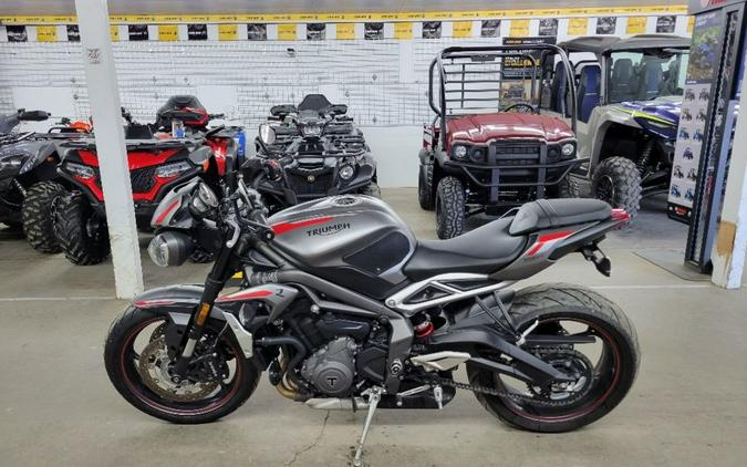 2022 Triumph Street Triple R