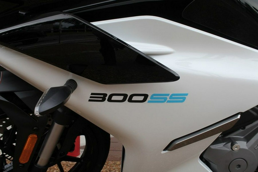 2025 CFMOTO 300SS