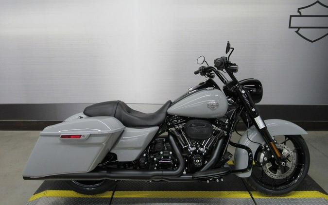2025 Harley-Davidson® FLHRXS - Road King® Special