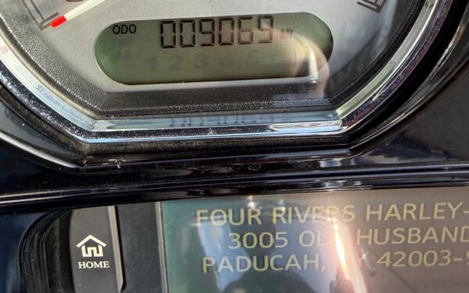 2016 Harley-Davidson® Street Glide® Special Custom Color Cosmic Blue Pearl