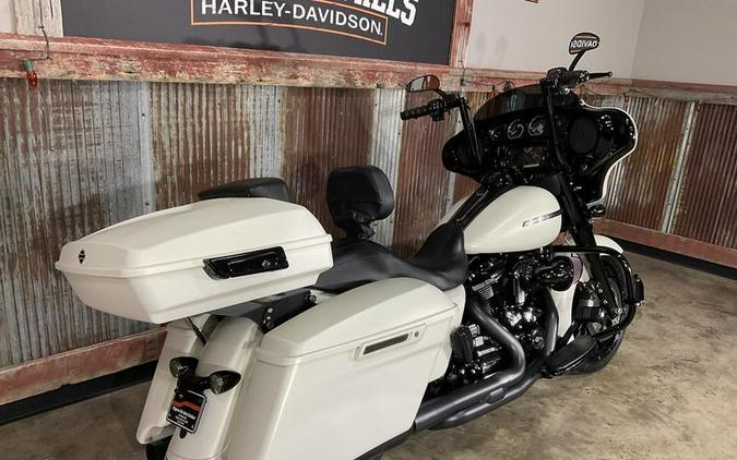 2018 Harley-Davidson® FLHXS - Street Glide® Special