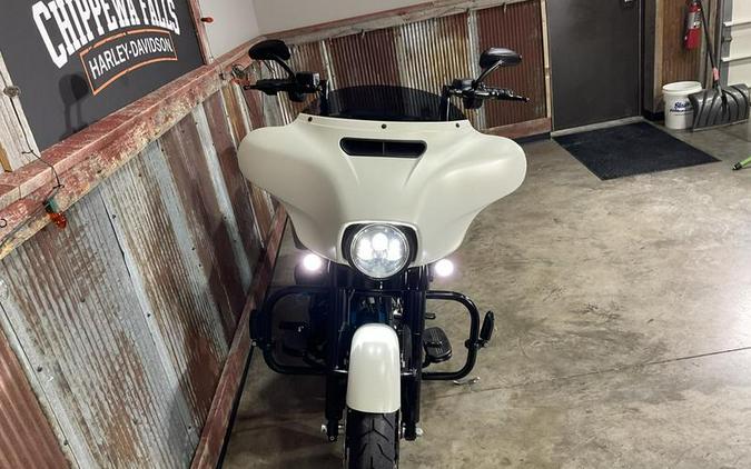 2018 Harley-Davidson® FLHXS - Street Glide® Special