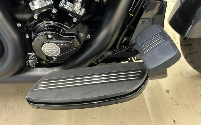 2026 Harley-Davidson® FLTRT - Road Glide® 3