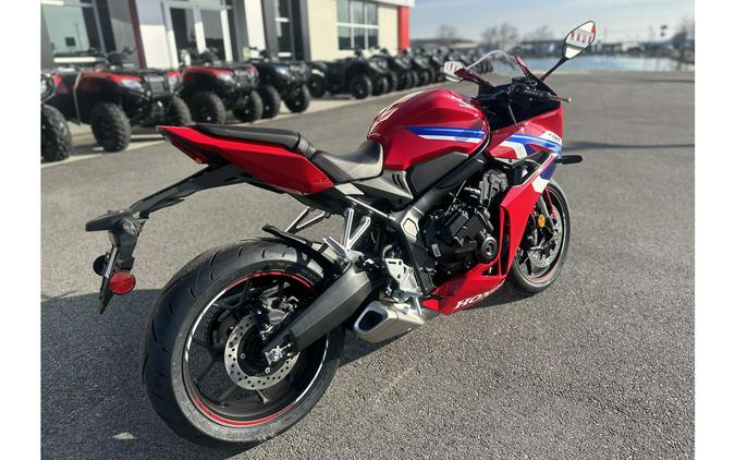 2026 CBR650R E-Clutch - Honda