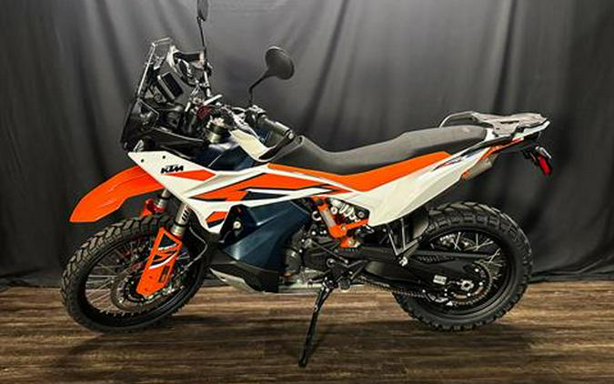 2024 KTM 890 Adventure R