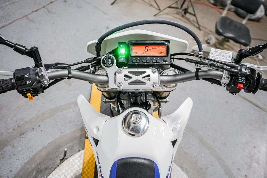 2023 Suzuki DR-Z400SM