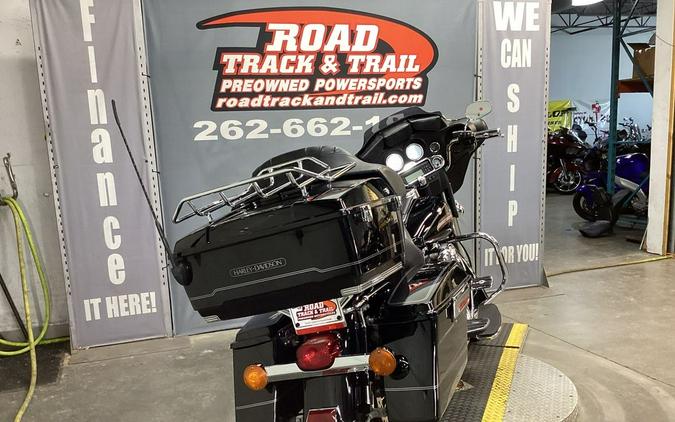 2006 Harley-Davidson® FLHTCI - Electra Glide® Classic