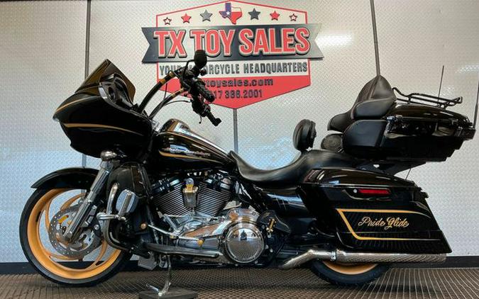 2017 Harley-Davidson Road Glide Base