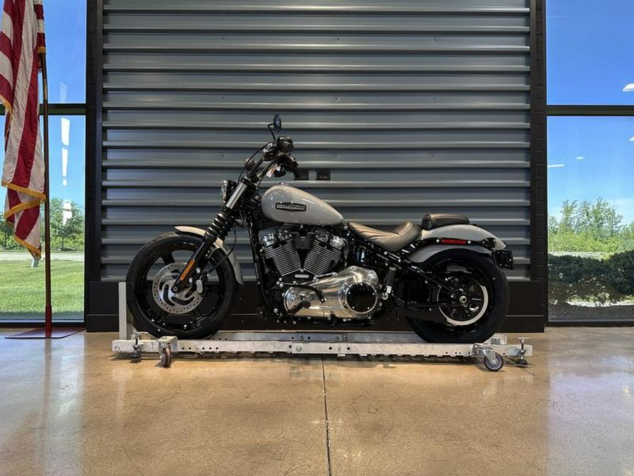 2025 Harley-Davidson® FXBB - Street Bob®