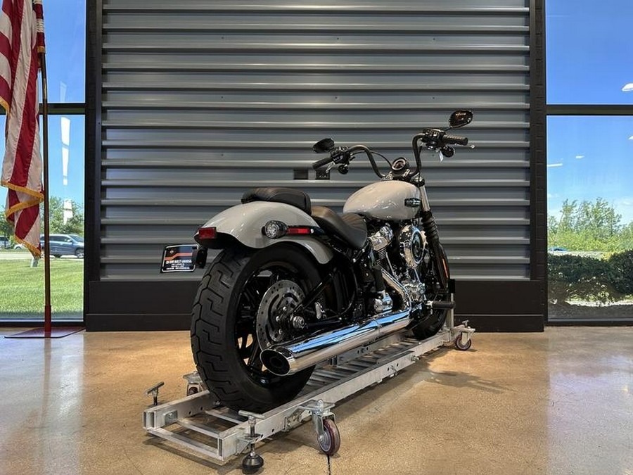 2025 Harley-Davidson® FXBB - Street Bob®