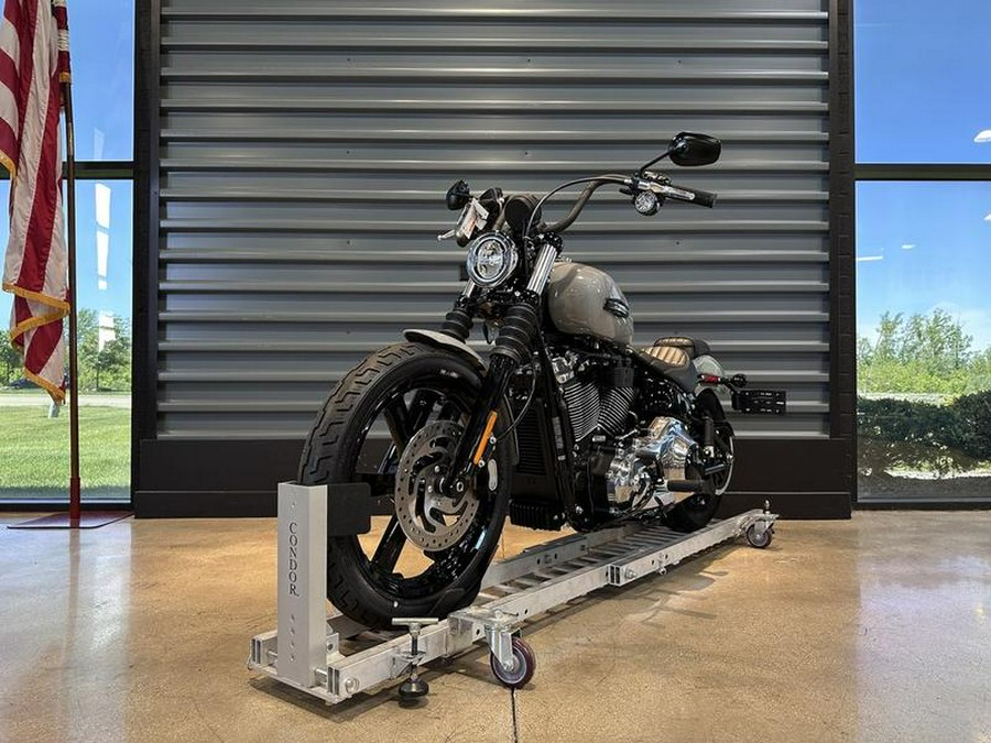 2025 Harley-Davidson® FXBB - Street Bob®