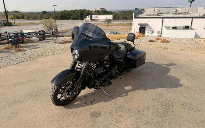 2022 Harley-Davidson Street Glide FLHXS - Special