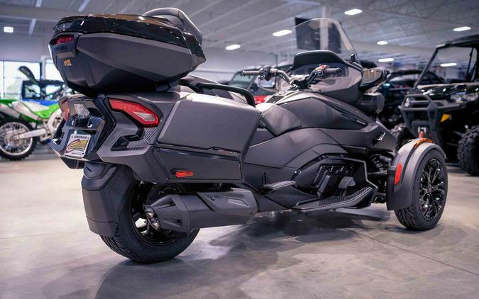 2023 Can-Am® Spyder RT Limited Dark Wheels