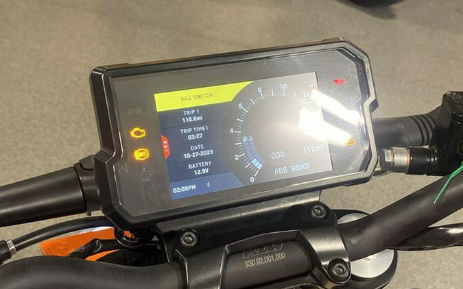 2023 KTM Duke 390