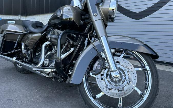 2014 Harley-Davidson CVO™ Road King®