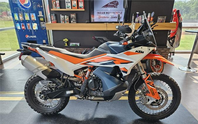 2023 KTM 890 Adventure R