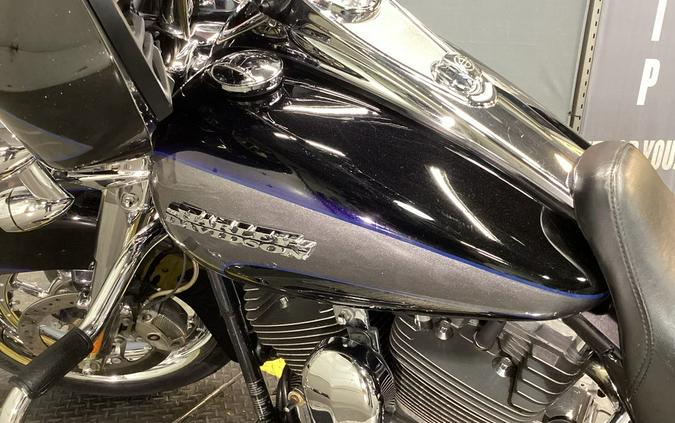 2008 Harley-Davidson® FLHRSE4 - Road King® Screamin' Eagle®