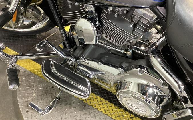 2008 Harley-Davidson® FLHRSE4 - Road King® Screamin' Eagle®