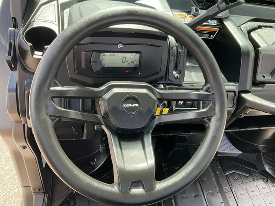 2025 Can-Am Defender XT HD10