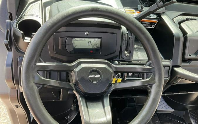 2025 Can-Am Defender XT HD10