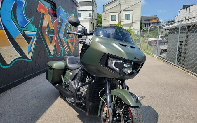 2023 Indian Challenger® Dark Horse® Icon