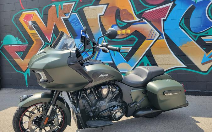 2023 Indian Challenger® Dark Horse® Icon