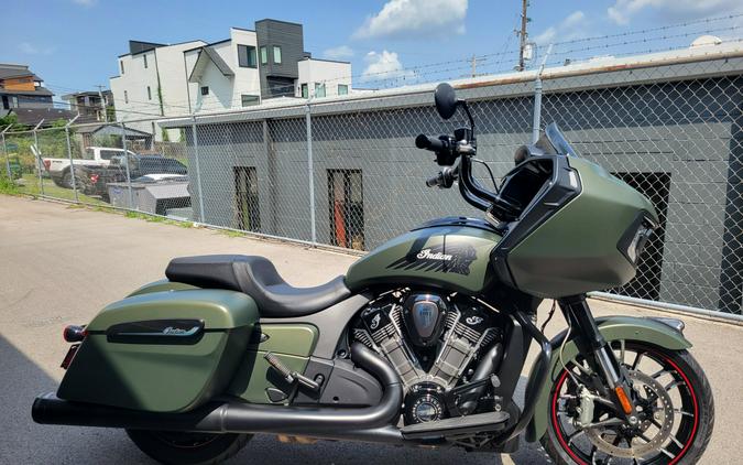 2023 Indian Challenger® Dark Horse® Icon