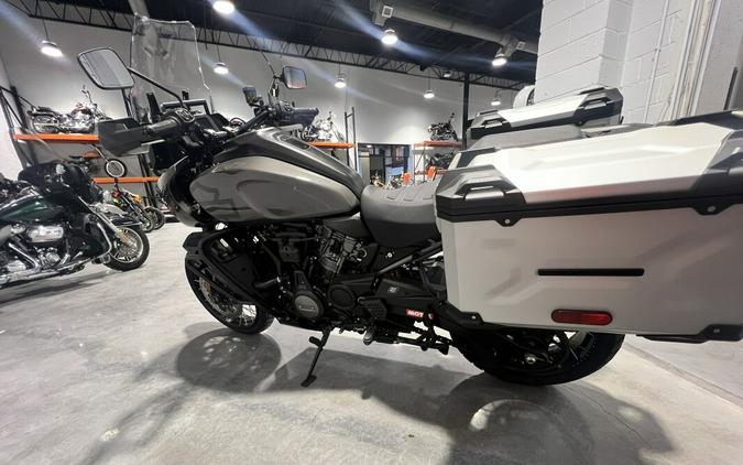 2023 Harley-Davidson Pan America™ 1250 Gray Haze RA1250S