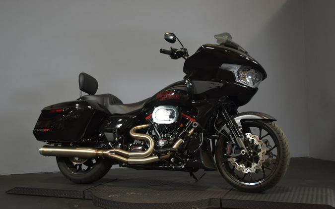 2024 Harley-Davidson CVO Road Glide ST Raven Metallic