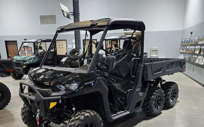 2026 Can-Am® Defender 6x6 XT HD10