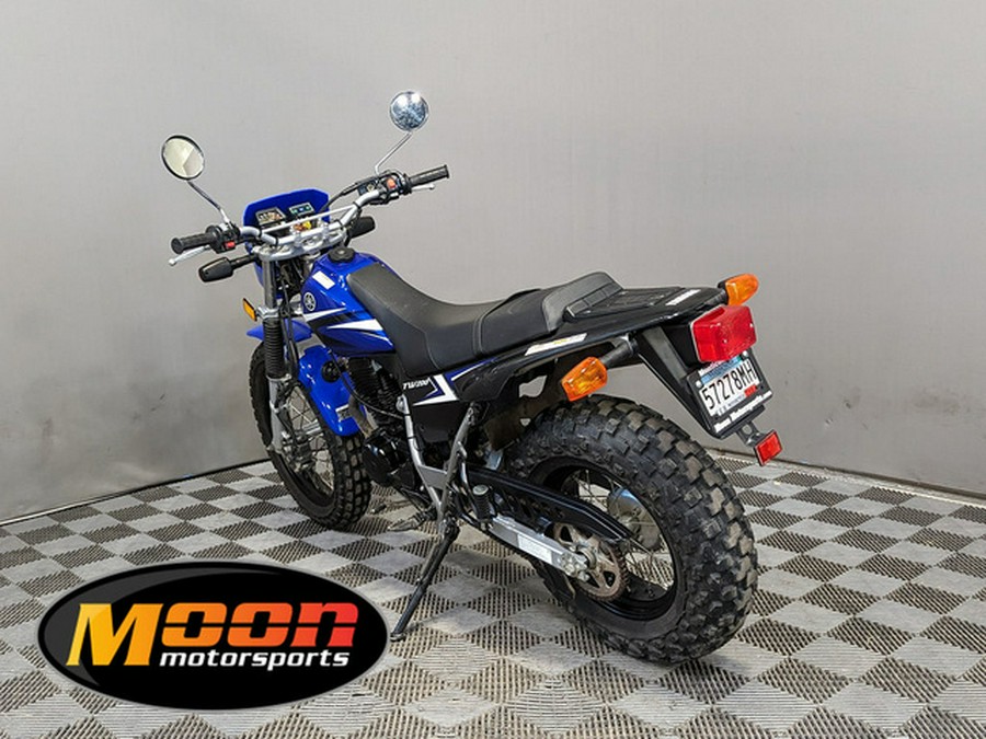 2014 Yamaha TW 200