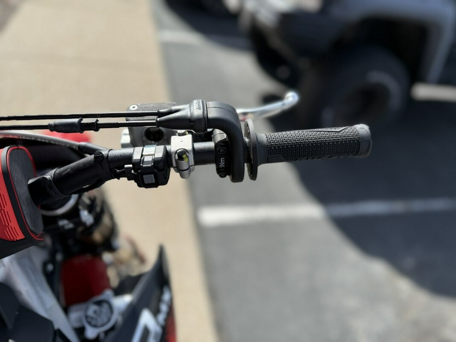 2026 Ducati Desmo450 MX RED