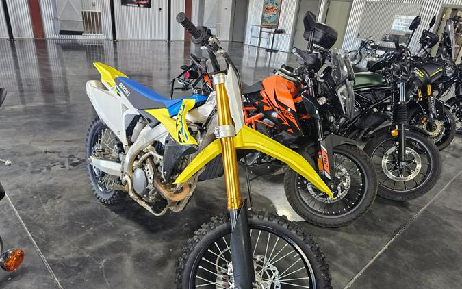 2022 Suzuki RM-Z250 Review [The Playful Motocross Racebike]