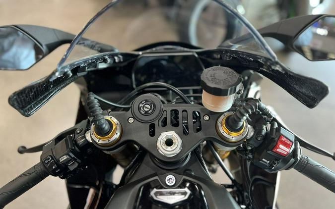 2024 Yamaha YZF-R1M