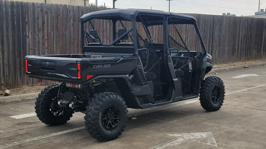 2026 Can-Am® Defender MAX LONE STAR HD11