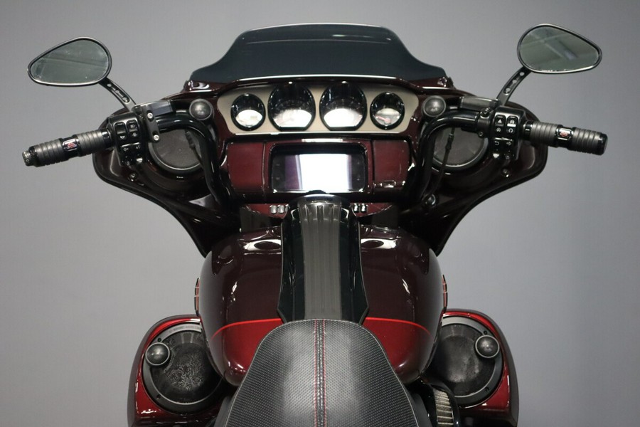 2019 Harley-Davidson CVO Street Glide FLHXSE