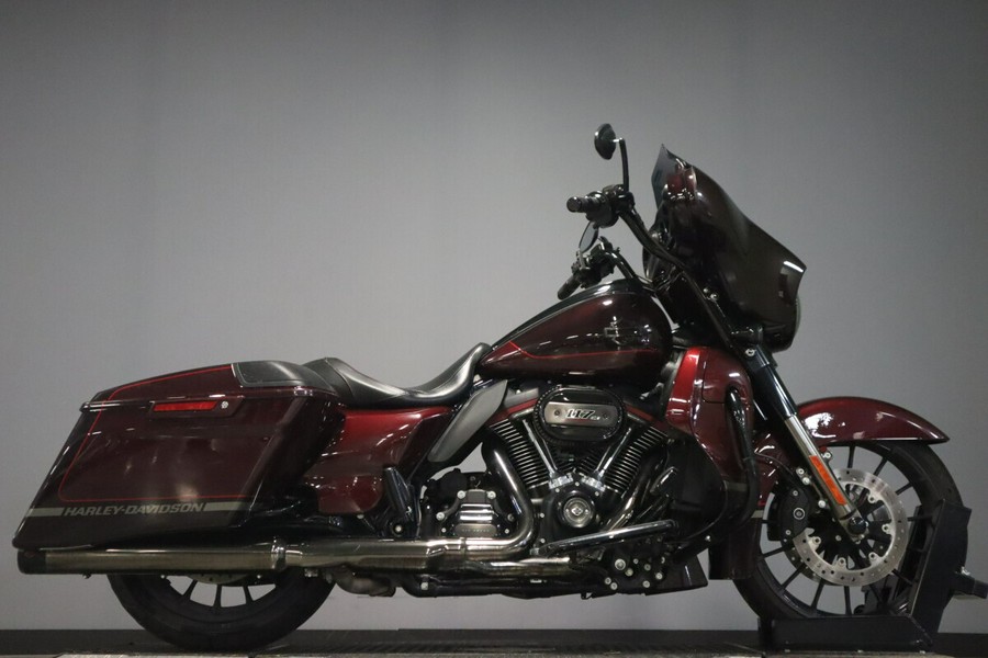 2019 Harley-Davidson CVO Street Glide FLHXSE