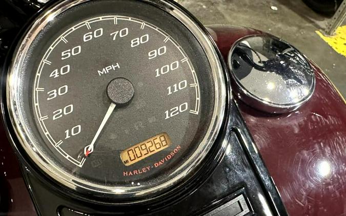 2020 Harley-Davidson® Road King® Special BILIARD BURGNDY