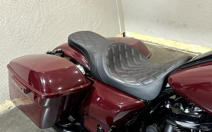 2020 Harley-Davidson® Road King® Special BILIARD BURGNDY
